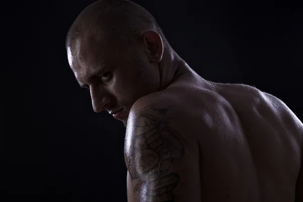 防恐法令的裸体运动员与强壮的身体 — 图库照片