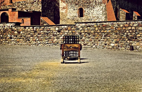 Boyunduruk ve hisse senetleri, castle square — Stok fotoğraf