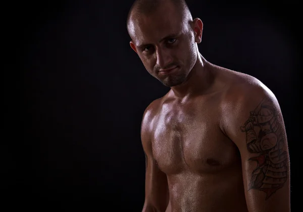 防恐法令的裸体运动员与强壮的身体 — 图库照片#