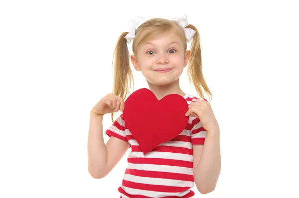 Kırmızı kalp ile mutlu kız — Stok fotoğraf