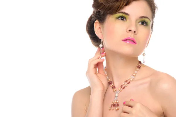 Kobieta z biżuterii z kamieni naturalnych — Zdjęcie stockowe