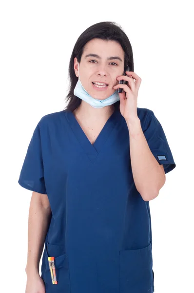 Läkare pratar i telefon — Stockfoto