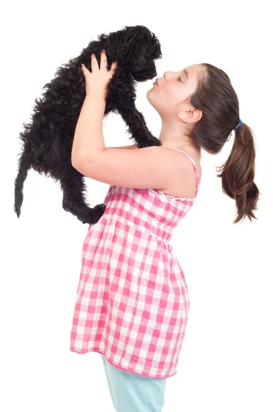 Meisje kussen hond — Stockfoto