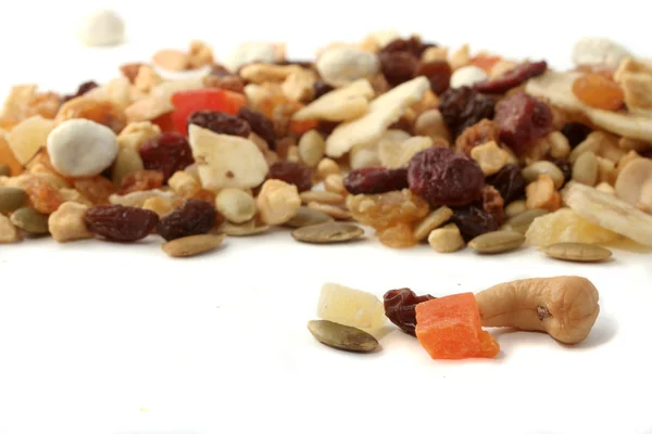 Nüsse und Früchte — Stockfoto