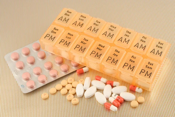 Spilled pills — Stock Photo, Image