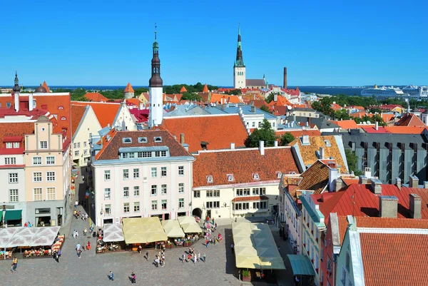 Tallinn, radniční náměstí — Stock fotografie