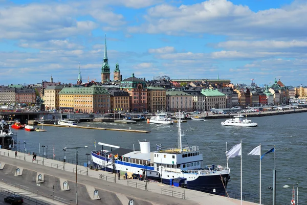 Stockholm. uitzicht op de oude stad en slussen — Stockfoto