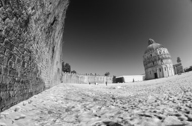 bir kar fırtınası sonra Piazza dei miracoli Pisa