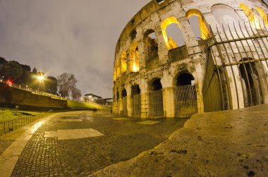 Geceleri, Roma Colosseum