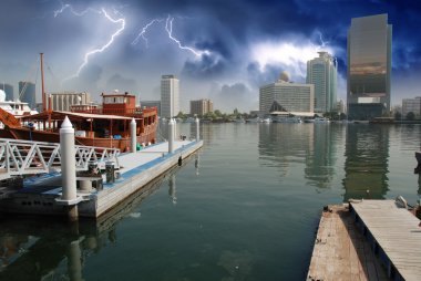 Dubai yaklaşan fırtına