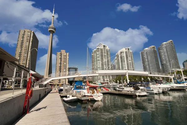 Toronto uitzicht vanaf de pier — Stockfoto