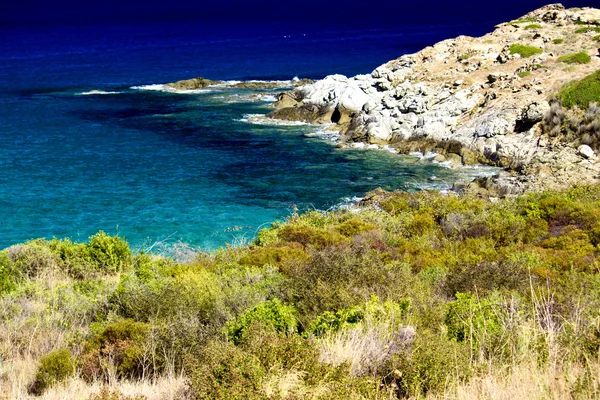 Prachtige kleuren van de zee van corsica — Stockfoto