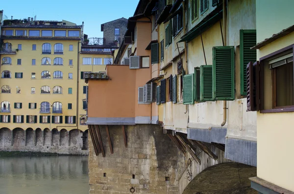 Detal architektury w pobliżu Ponte Vecchio, Florencja — Zdjęcie stockowe