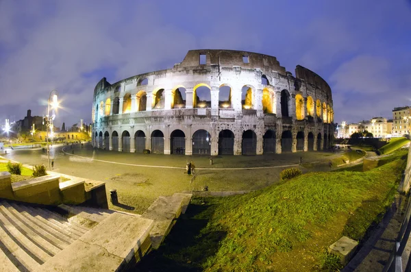Luces del Coliseo en la Noche — Foto de Stock