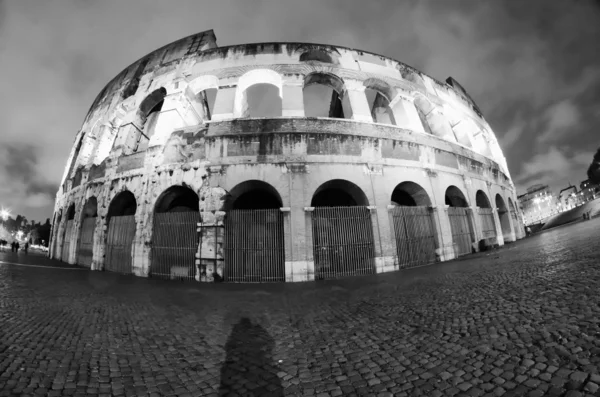 Koloseum w nocy, Rzym — Zdjęcie stockowe