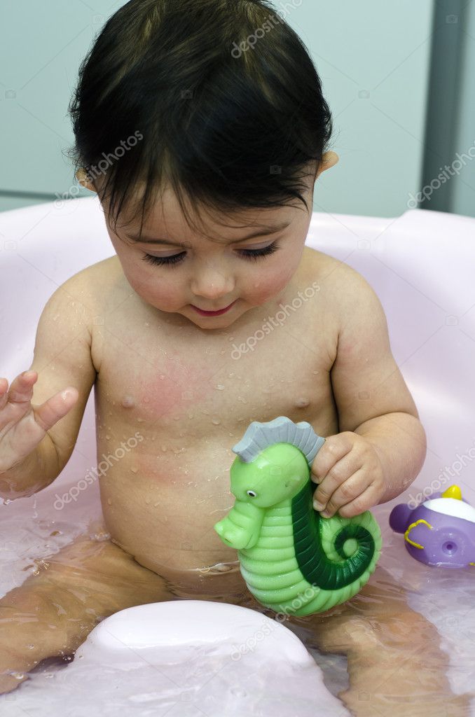 Bath For 1 Year Old 54 Off, Bathtub For 1 Year Old Baby Girl