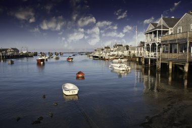 gün batımında, massachusetts nantucket yılında su üzerinde evleri