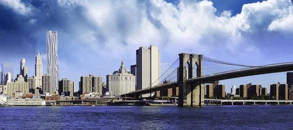 stock image Clouds over Brooklyn Bridge in New York City