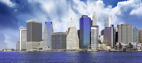 Himmelsfarben über New York City — Stockfoto