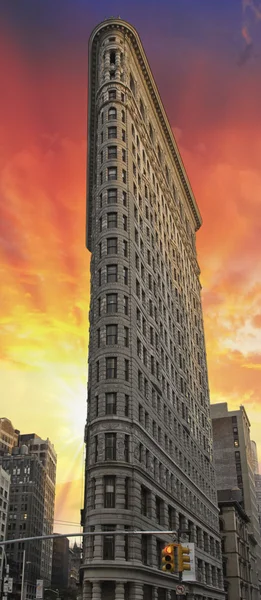 Céu dramático sobre arranha-céus da cidade de Nova York — Fotografia de Stock