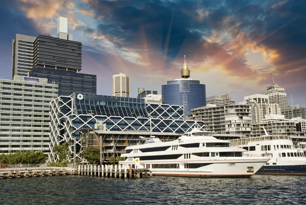 Grattacieli Sydney dal mare — Foto Stock