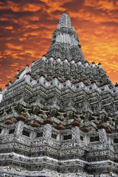 Wat Arun, Templo del Amanecer —  Fotos de Stock
