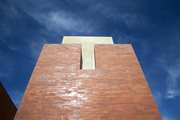 Brick Tower and Glass — Stock Photo, Image