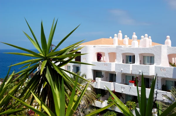 View on the building of oriental style luxury hotel, Tenerife is — Stock Photo, Image