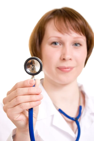 Женщина-врач на белом фоне . — стоковое фото