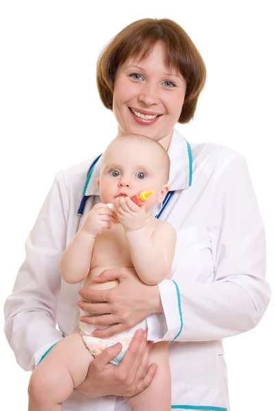 Beyaz zemin üzerinde bir bebekle doktor. — Stok fotoğraf