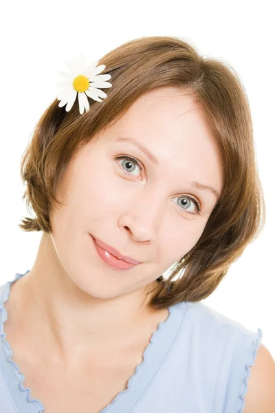 Flicka med blomma i håret. — Stockfoto