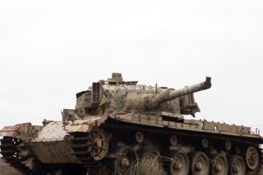 Israeli tank on Golan heights