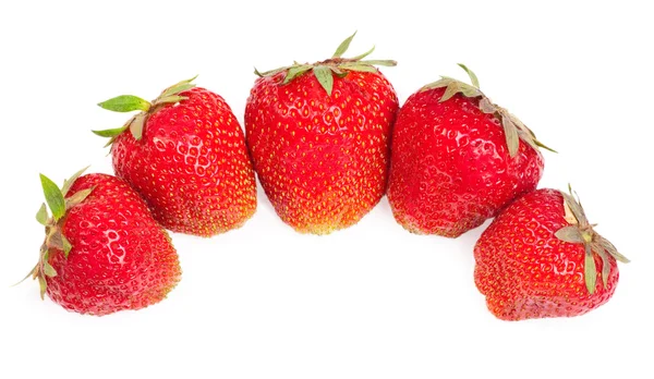 Ώριμες φράουλες που απομονώνονται σε λευκό φόντο — Φωτογραφία Αρχείου