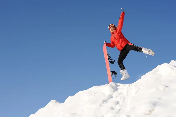 Donna con snowboard — Foto Stock