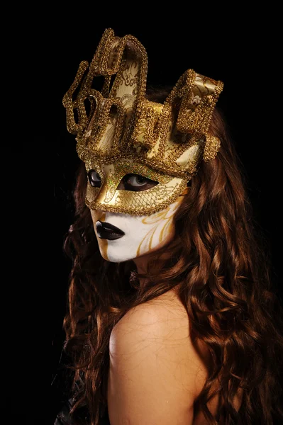 Sexy žena v masce zlatý večírek — Stock fotografie