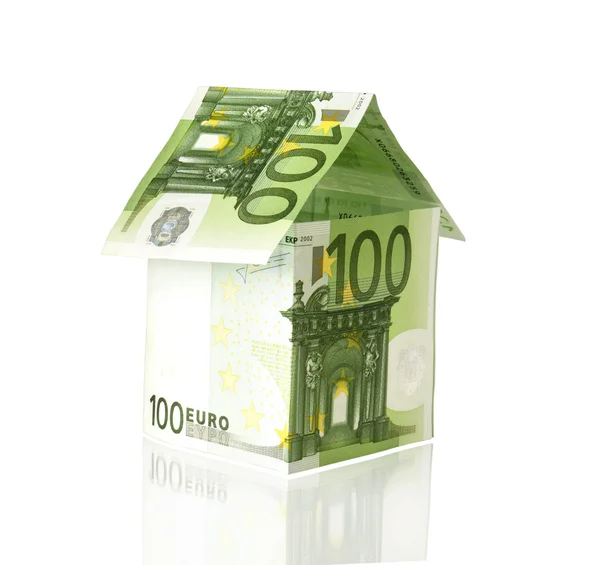 Euro casa con reflexión —  Fotos de Stock