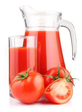 sürahi, bardak domates suyu ve izole sebze