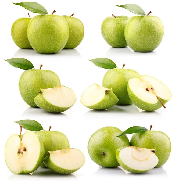 Σύνολο πράσινο μήλο φρούτα με φύλλα που έχουν απομονωθεί Εικόνα Αρχείου
