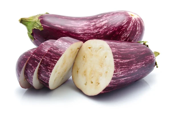 Elszigetelt fehér lila padlizsán zöldségek — Stock Fotó