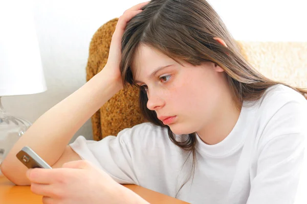 Szomorú tizenéves lány — Stock Fotó
