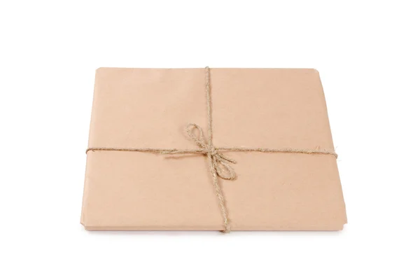 Envelope com correio isolado em branco — Fotografia de Stock