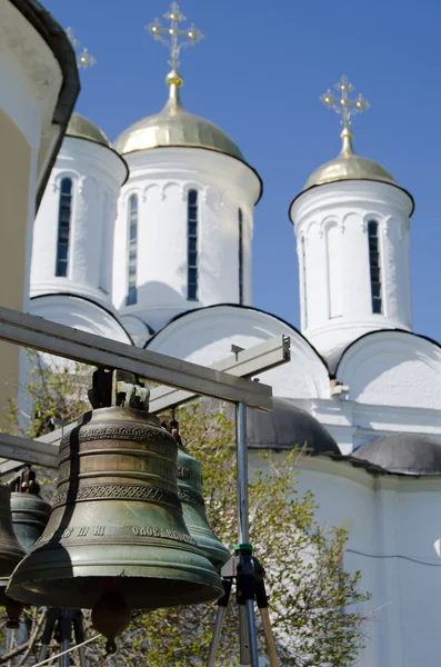 Vista de la antigua iglesia en Yaroslavl — Foto de Stock
