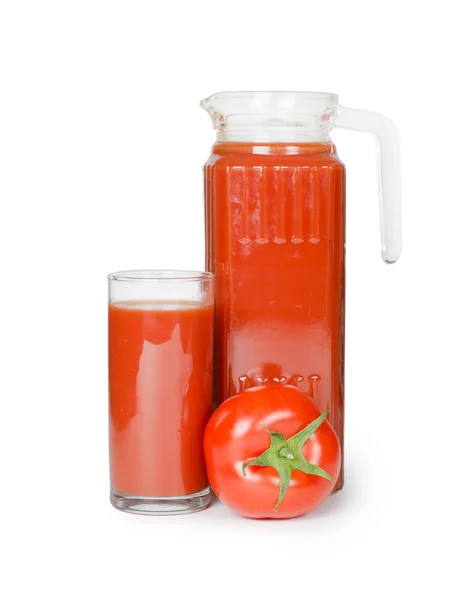 Beyaz arka plan üzerinde izole domates suyu — Stok fotoğraf