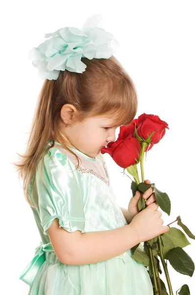 Meisje met boeket rozen — Stockfoto