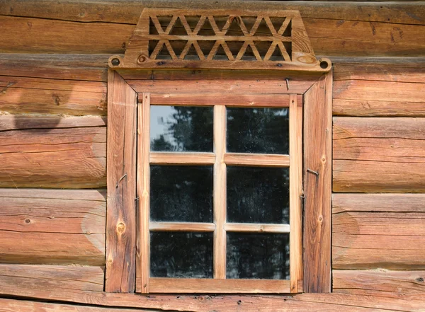 Window in the old wooden house — Stock Photo, Image