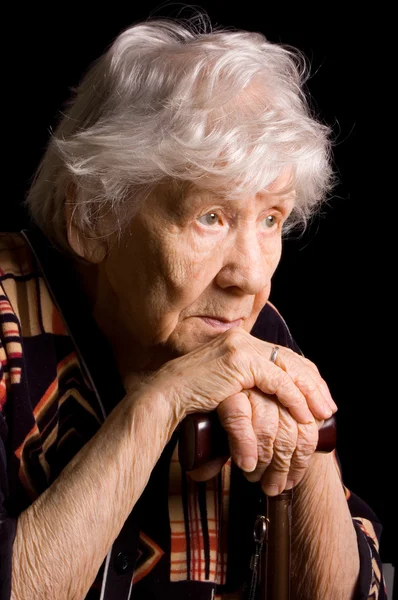 Porträt einer alten Frau, schwarz — Stockfoto