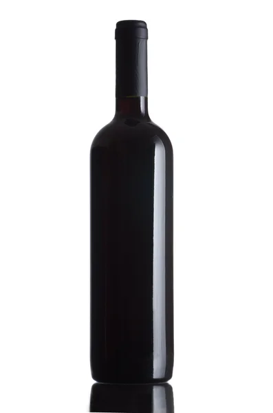Kırmızı şarap şişesi izole. — Stok fotoğraf