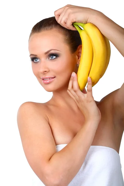 La belle femme une grappe de bananes — Photo