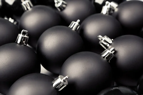 Siyah Noel baubles — Stok fotoğraf