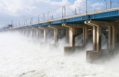 su Nehri üzerindeki Hidroelektrik Santrali, sıfırlama